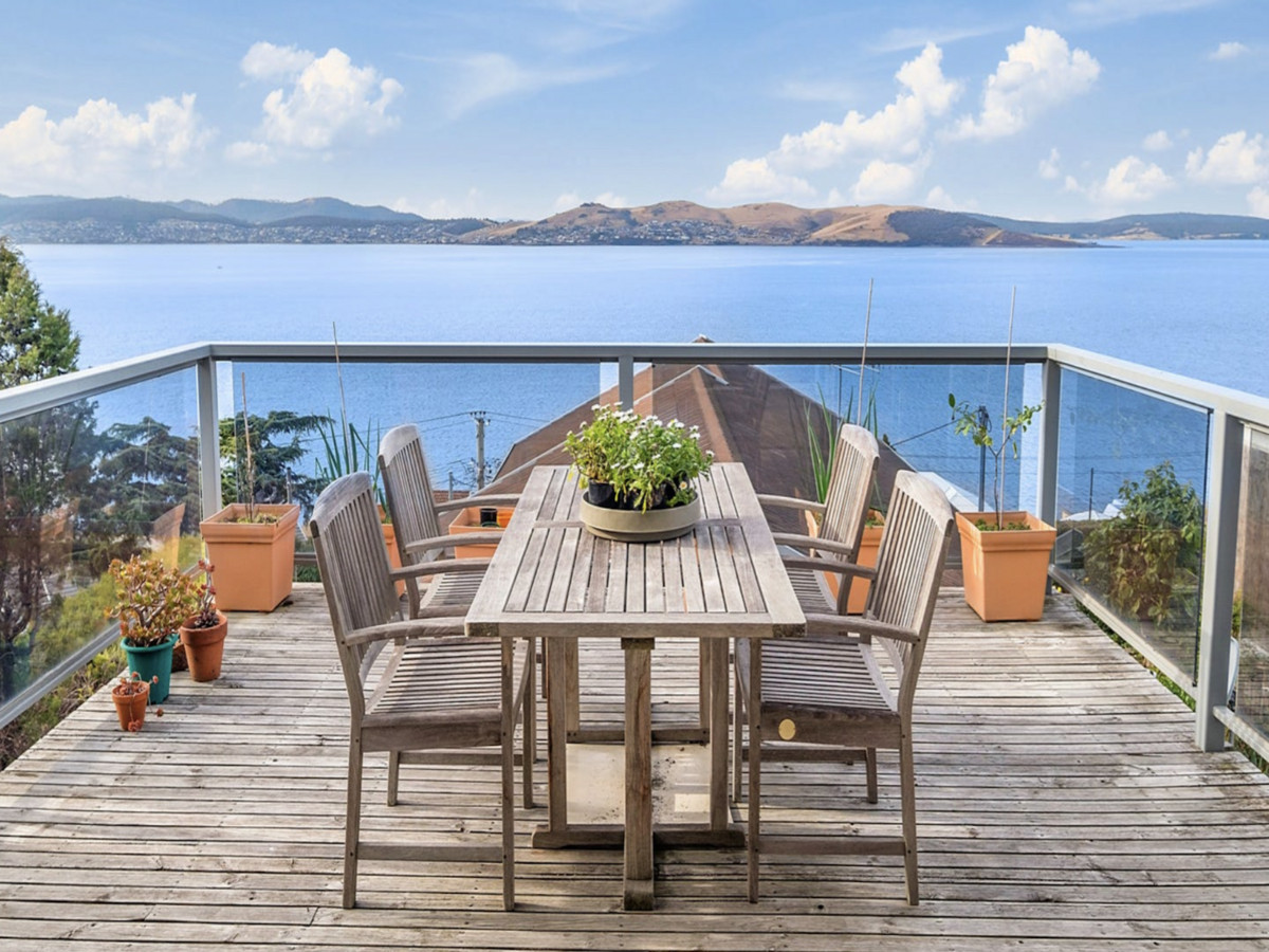 2 / 807 Sandy Bay Road, Sandy Bay TAS 7005 | Wolf Property
